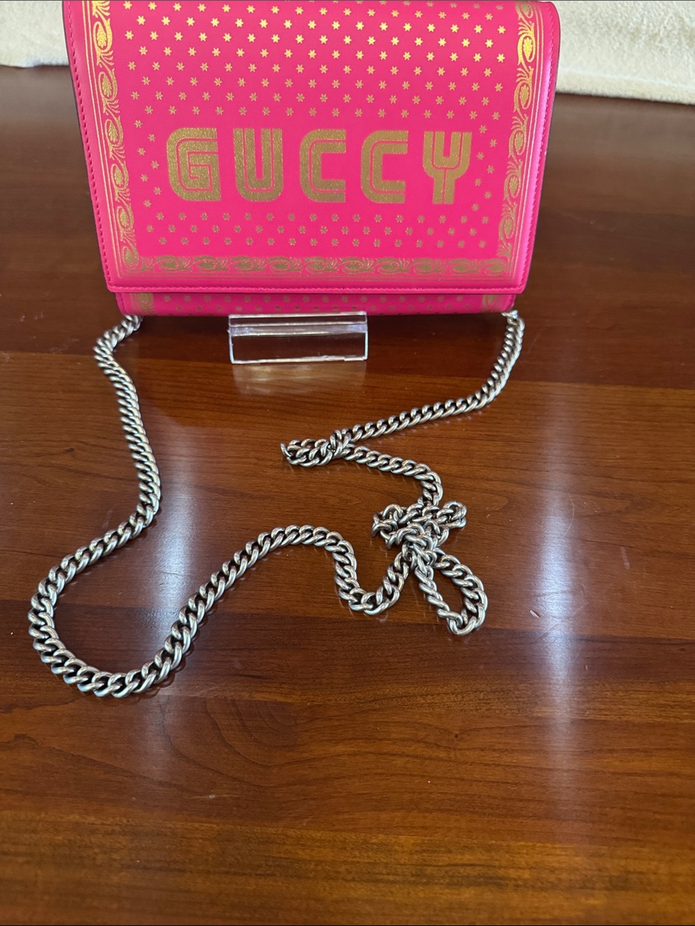 Authentic Gucci GUCCY Red Stars structured Chain Clutch - 2018 SEGA Capsule Rare - Picture 6 of 16